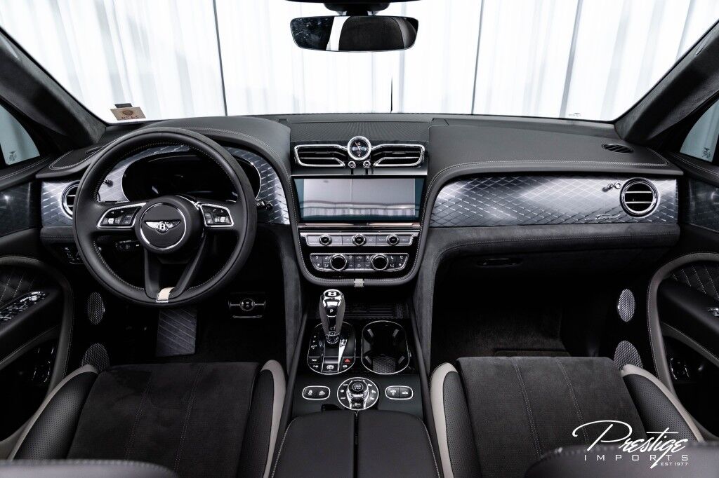 2021 Bentley Bentayga Speed, 18/20
