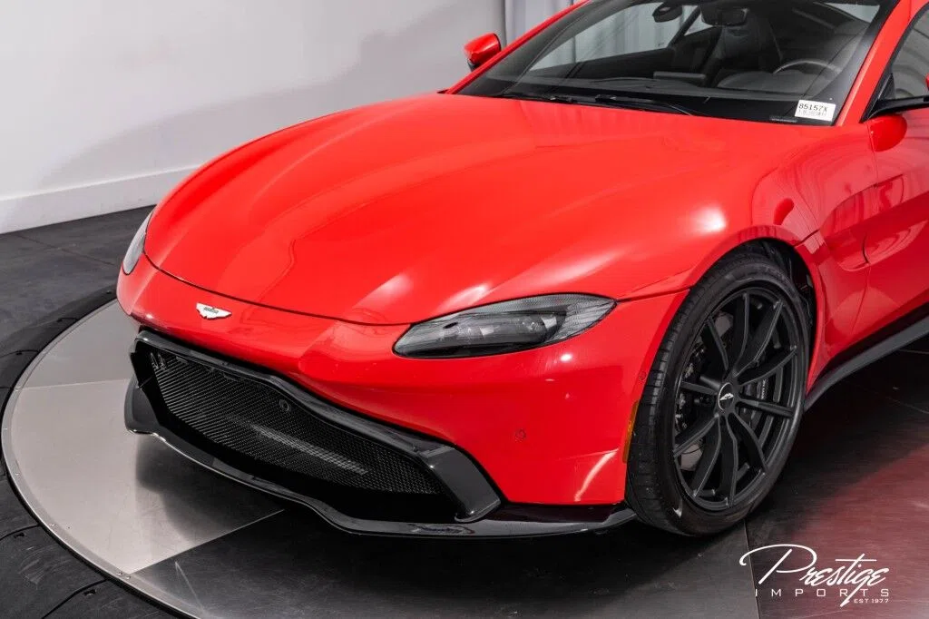 2019 Aston Martin Vantage for sale, exterior, Red