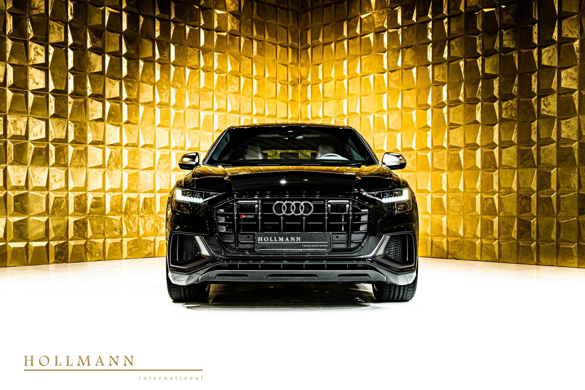Audi SQ8, 2/16