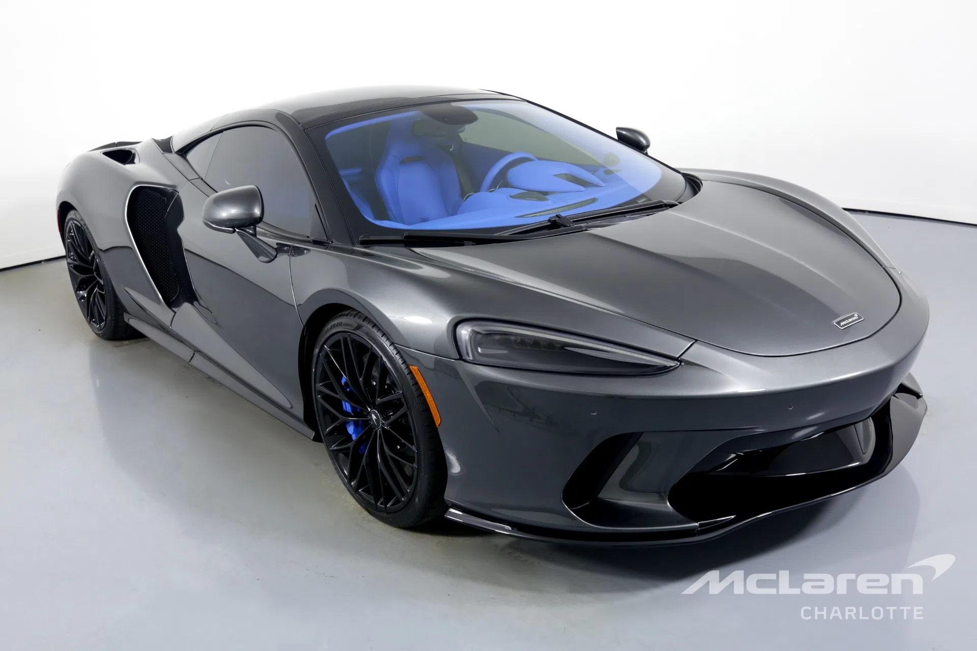 2022 MCLAREN GT