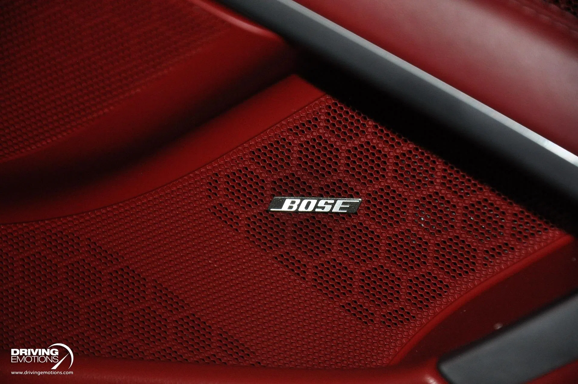 2017 Porsche 911 Turbo S interior, door sill, BLACK/BORDEAUX RED, Leather