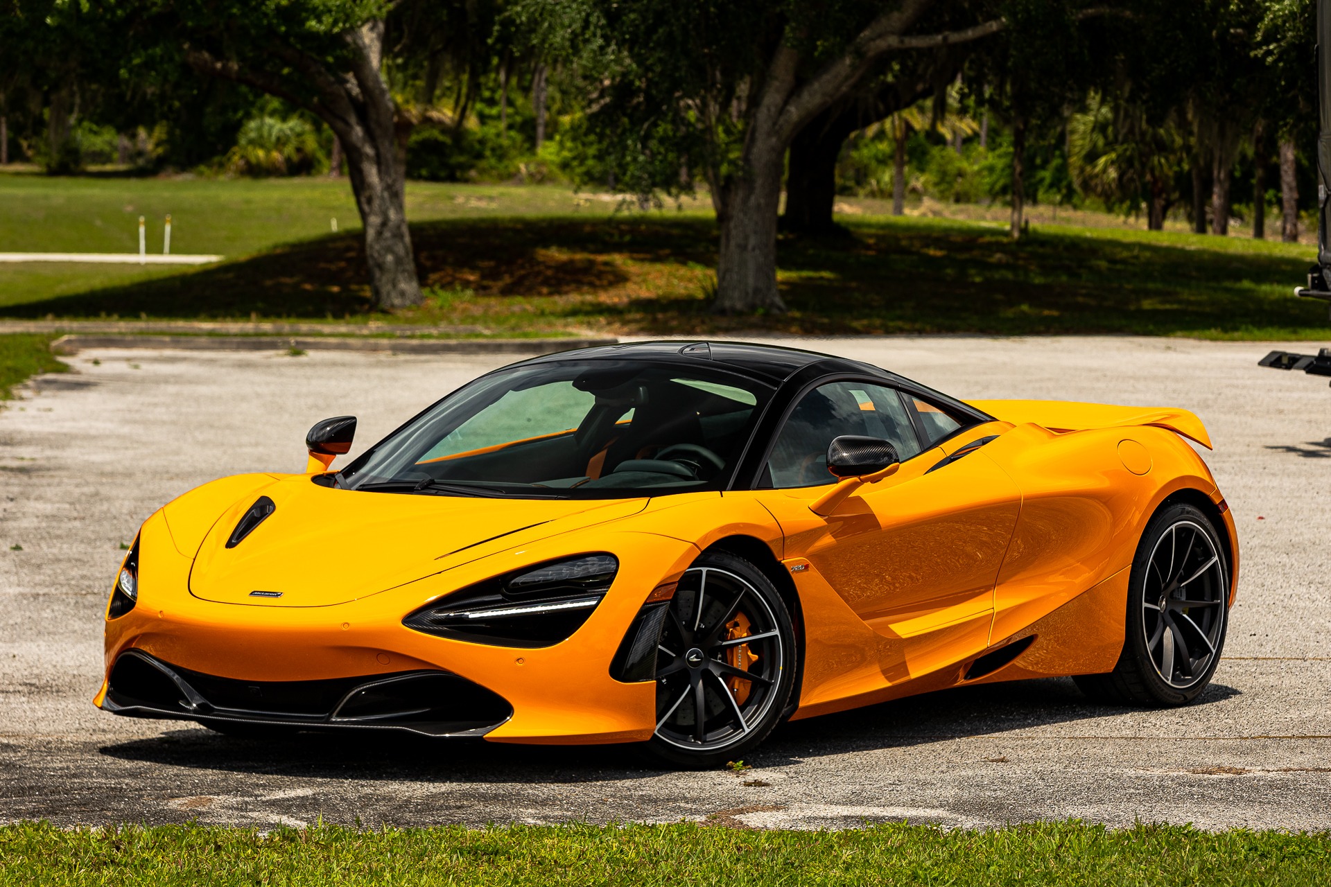 2022 McLaren 720S Performance, 2/19