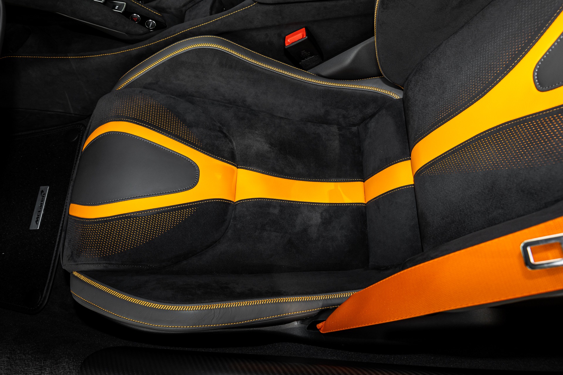 2022 McLaren 720S Performance, 11/19