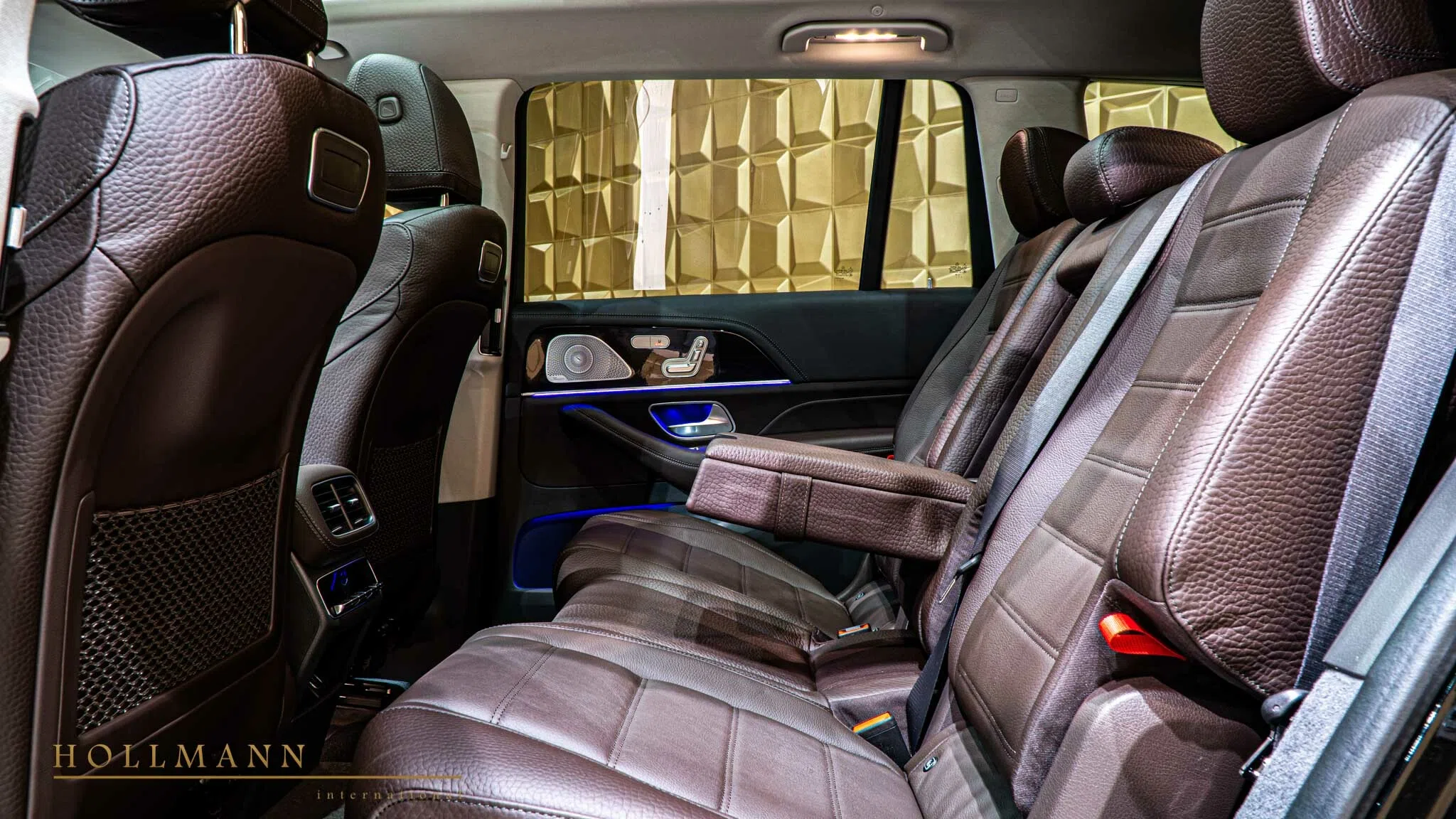 Mercedes-Benz GLS 400d 4MATIC interior, seats, Leather Brown