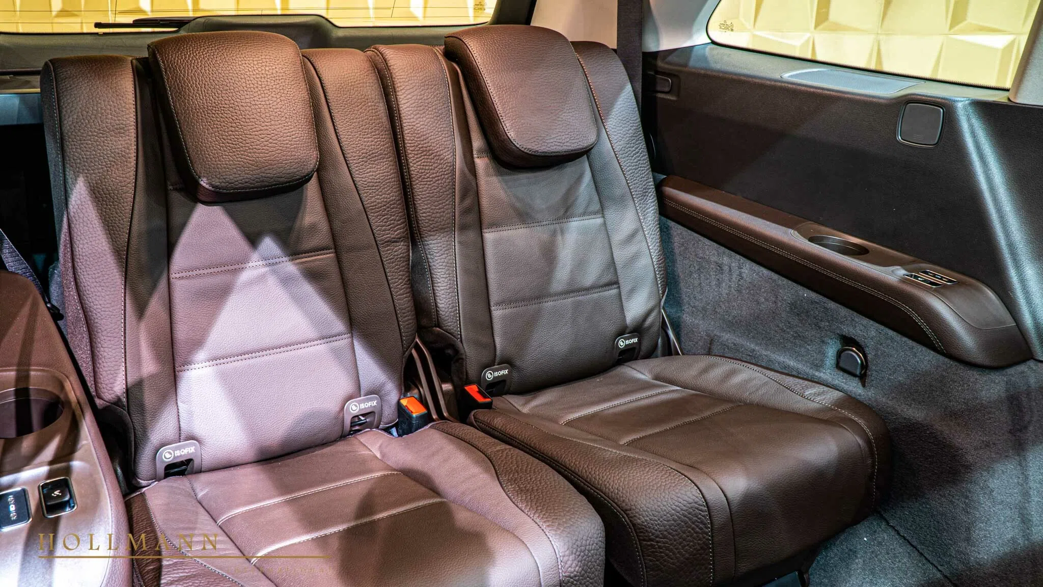 Mercedes-Benz GLS 400d 4MATIC interior, seats, Leather Brown