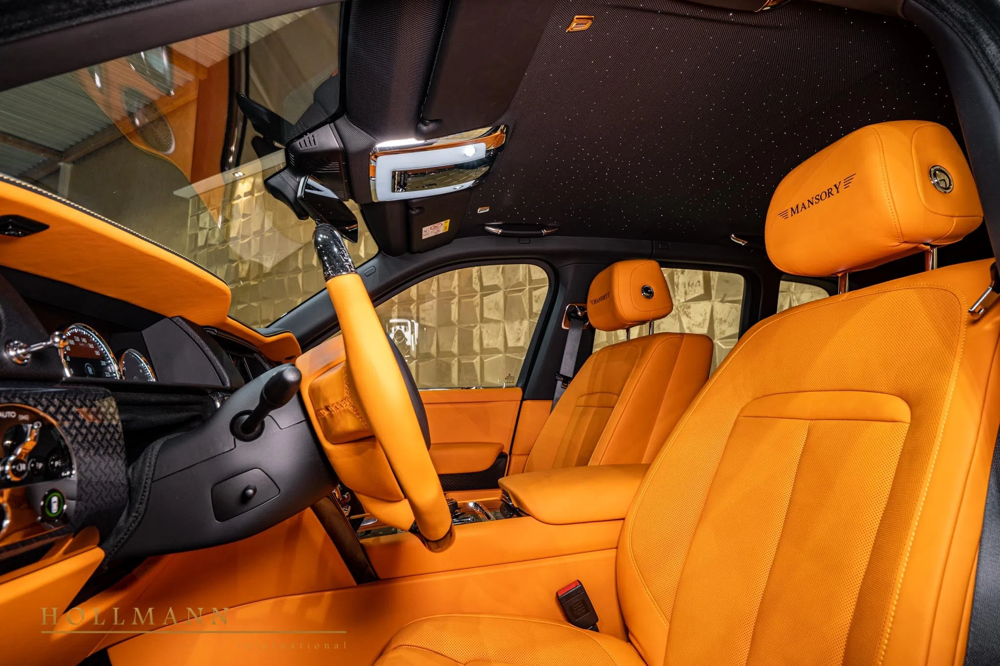 2022 Mansory Cullinan Black Badge interior, seats
