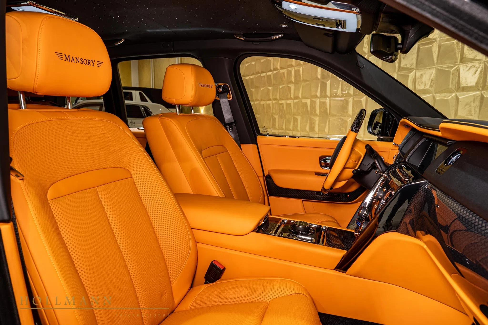 2022 Mansory Cullinan Black Badge interior, seats