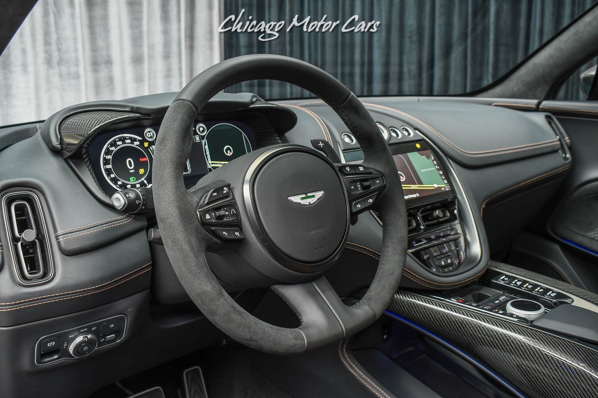 2022 ASTON MARTIN DBX, 15/20