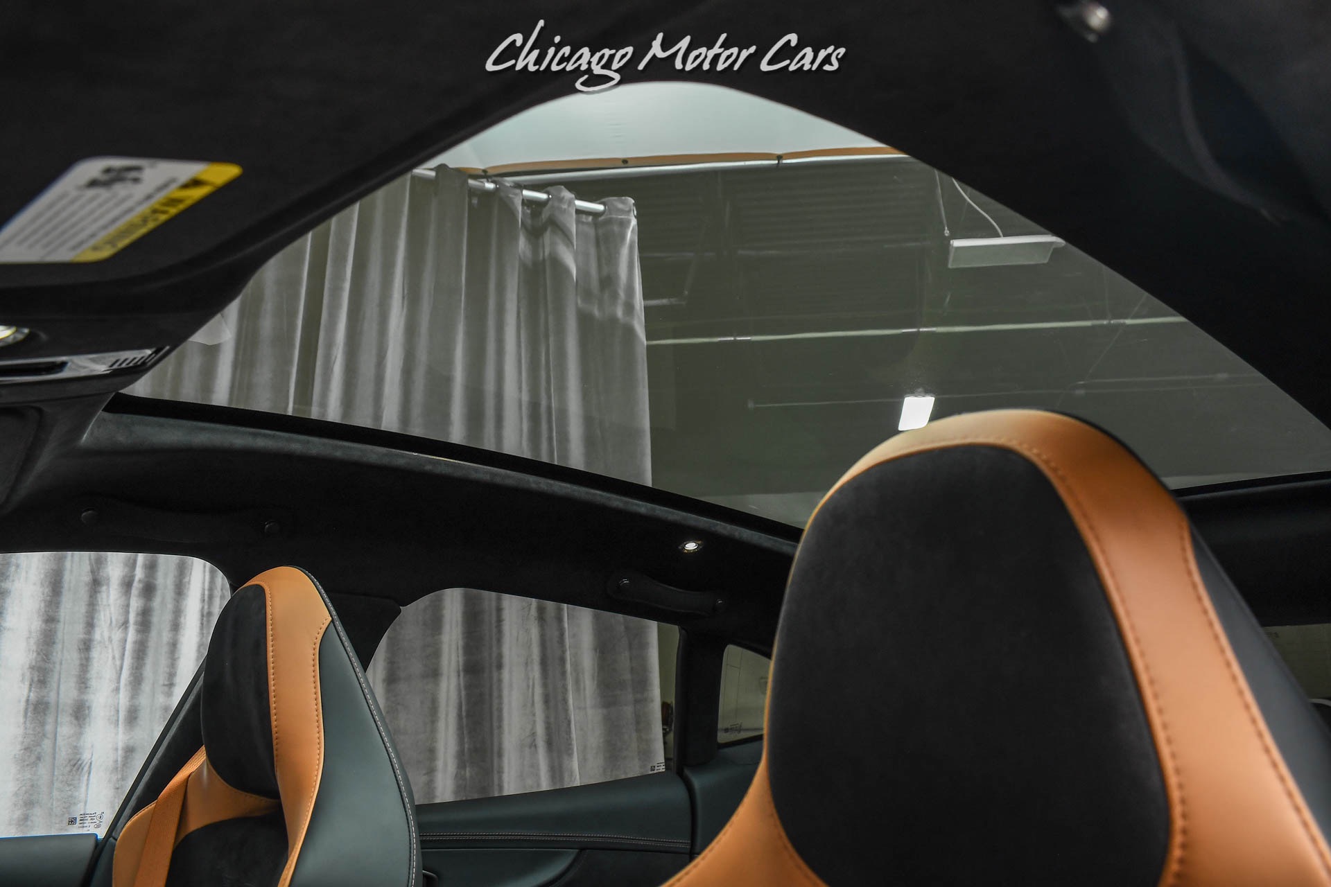 2022 ASTON MARTIN DBX, 17/20