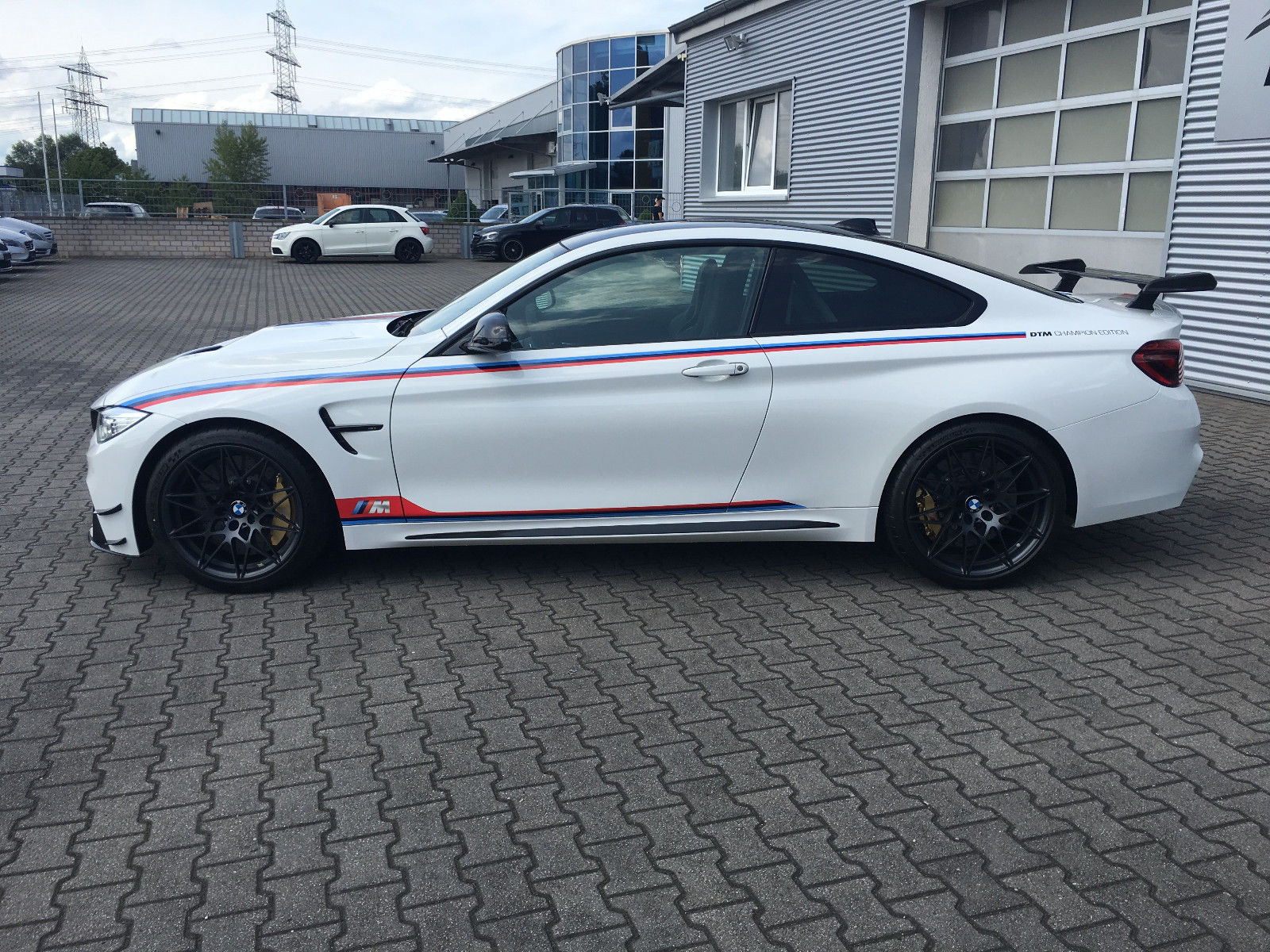 2018 BMW M4 GTS DTM Champion Edition 1/200, 9/20