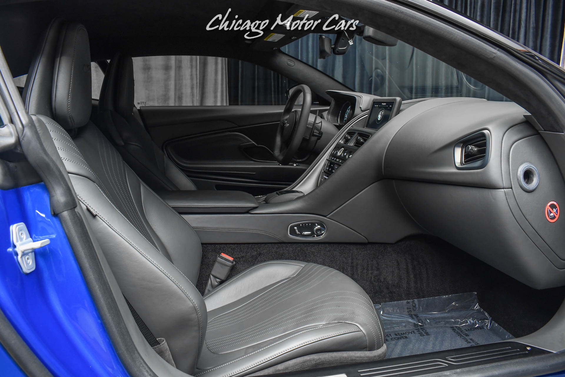 2020 Aston Martin DB11 AMR V12 Coupe, 14/19