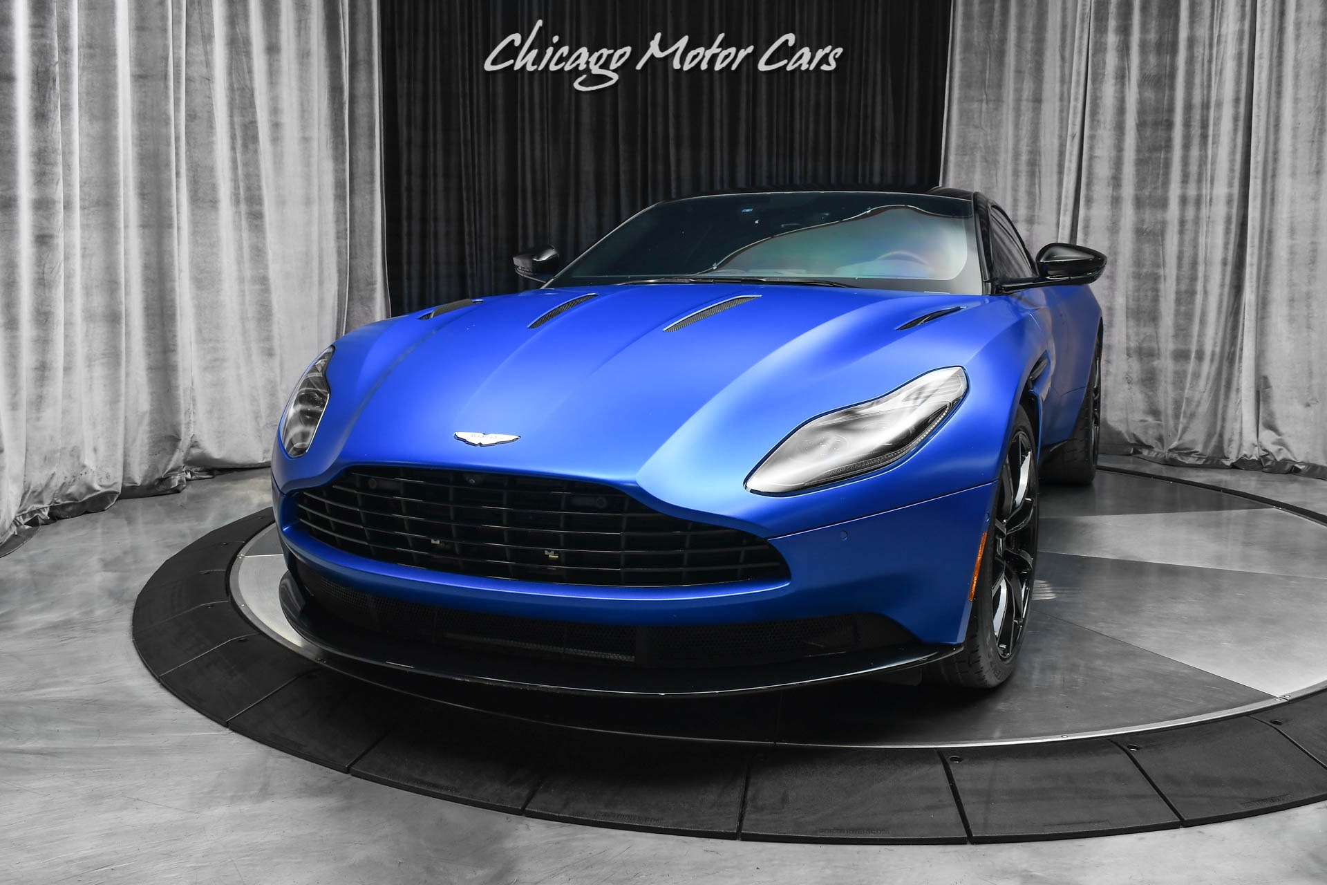 2020 Aston Martin DB11 AMR V12 Coupe, 18/19
