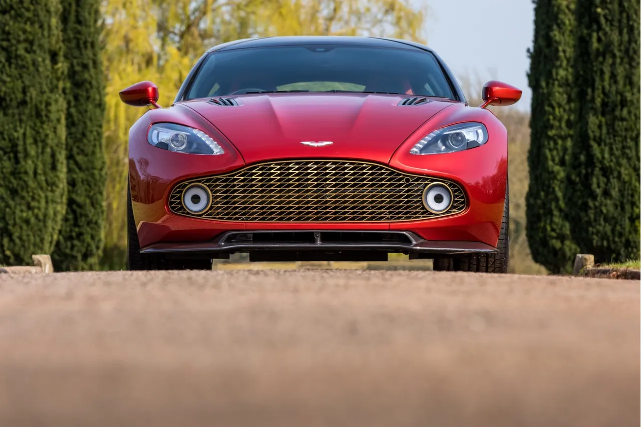 2019 Aston Martin Zagato Shooting Brake, 8/9