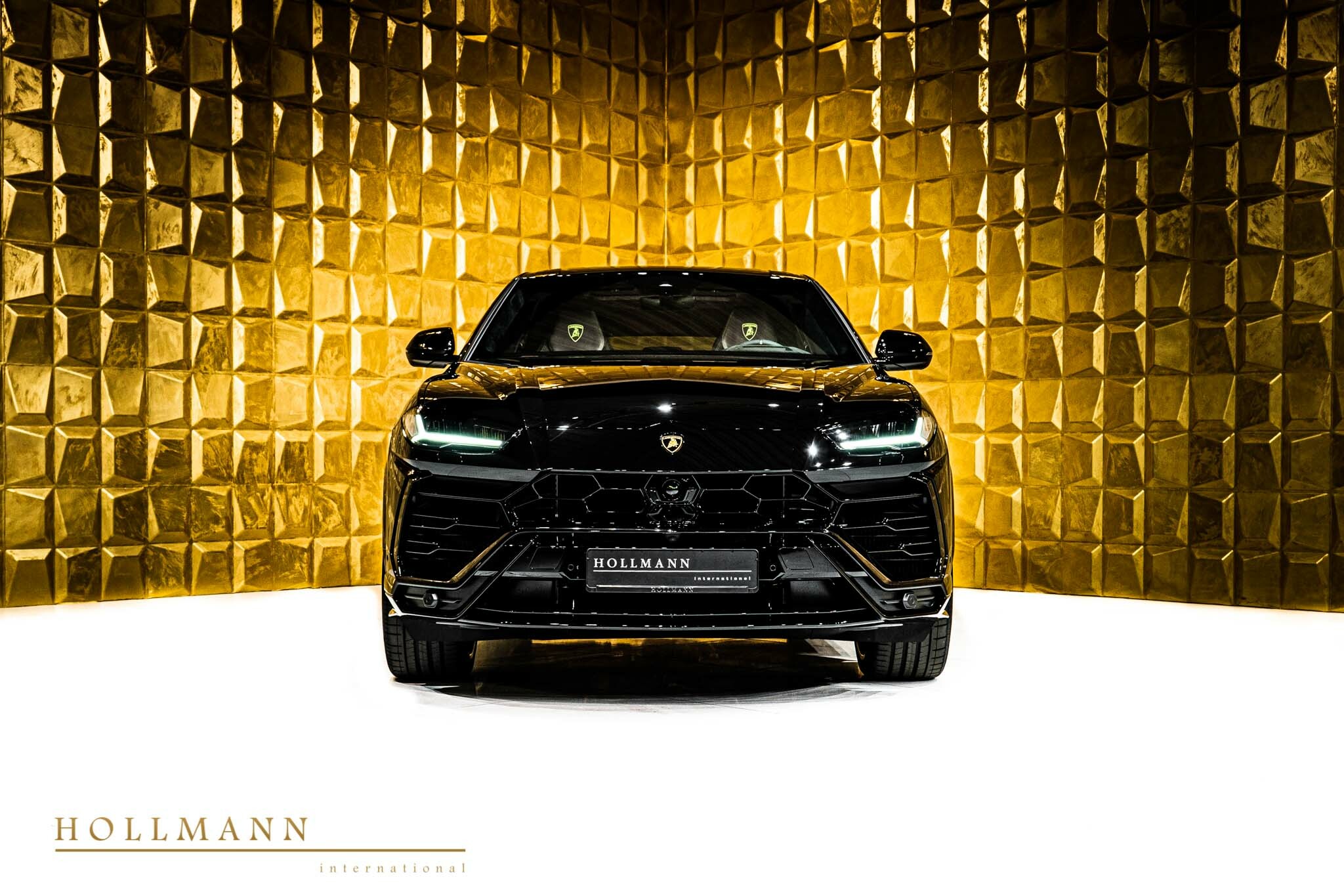 Lamborghini Urus, 2/20