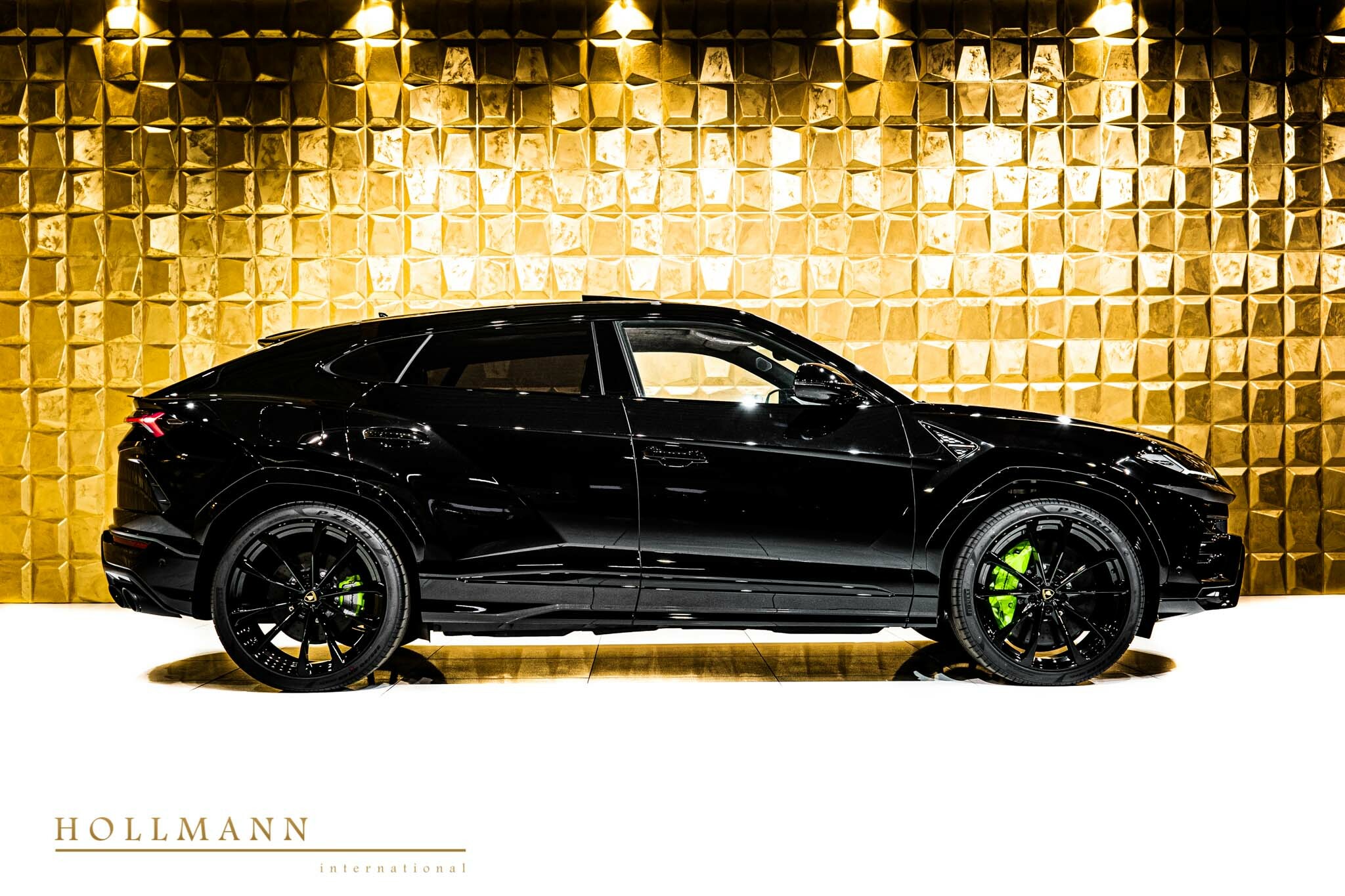 Lamborghini Urus, 8/20