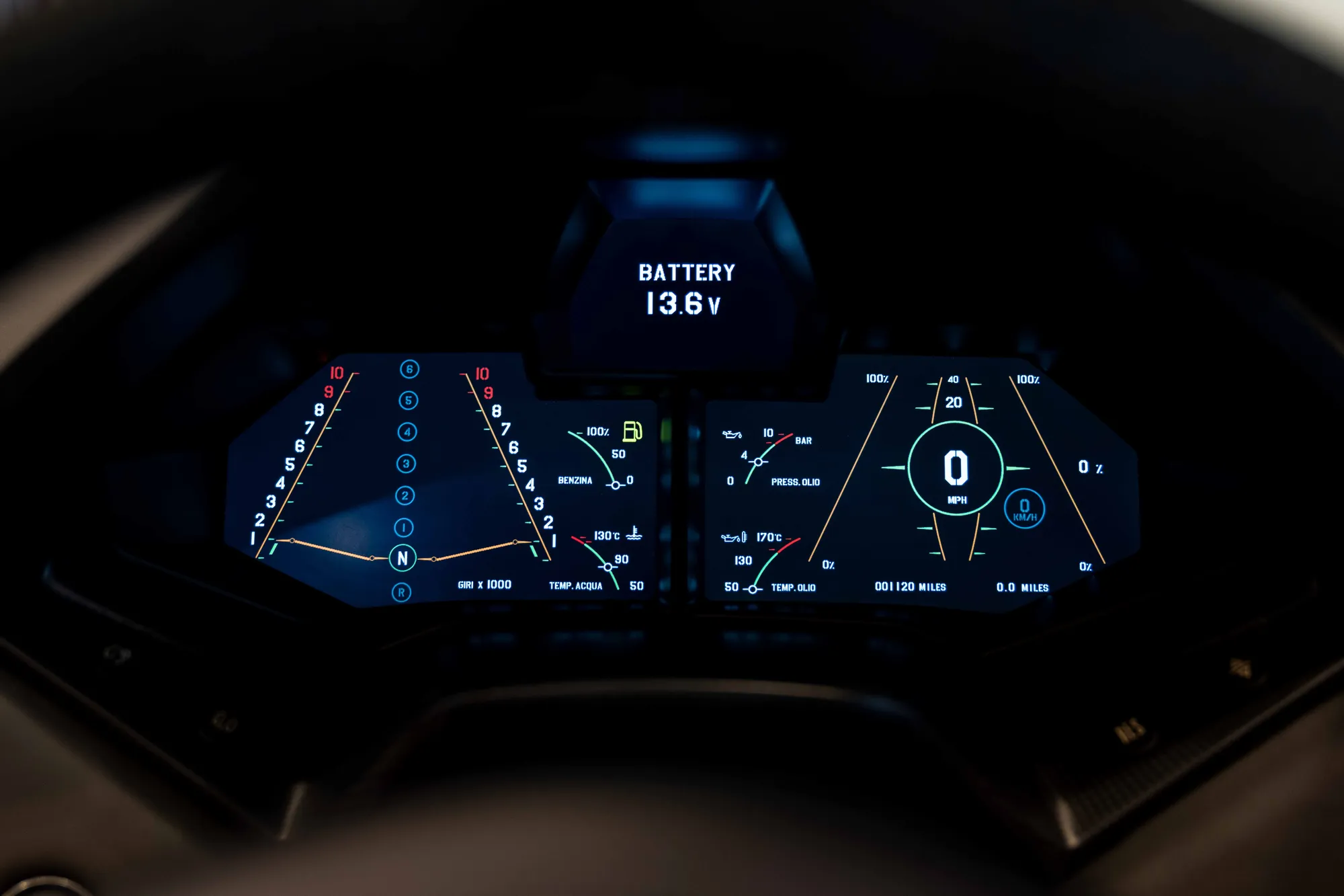2010 LAMBORGHINI REVENTON ROADSTER, 20/22