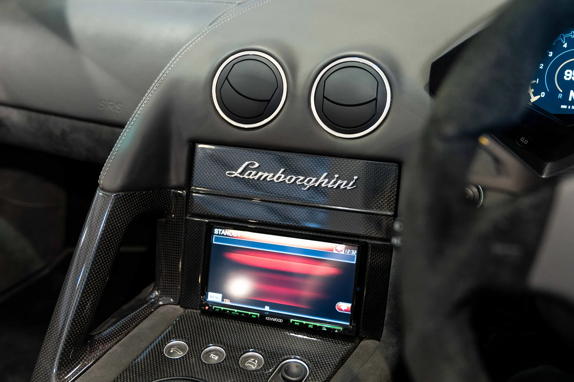 2010 LAMBORGHINI REVENTON ROADSTER, 21/22