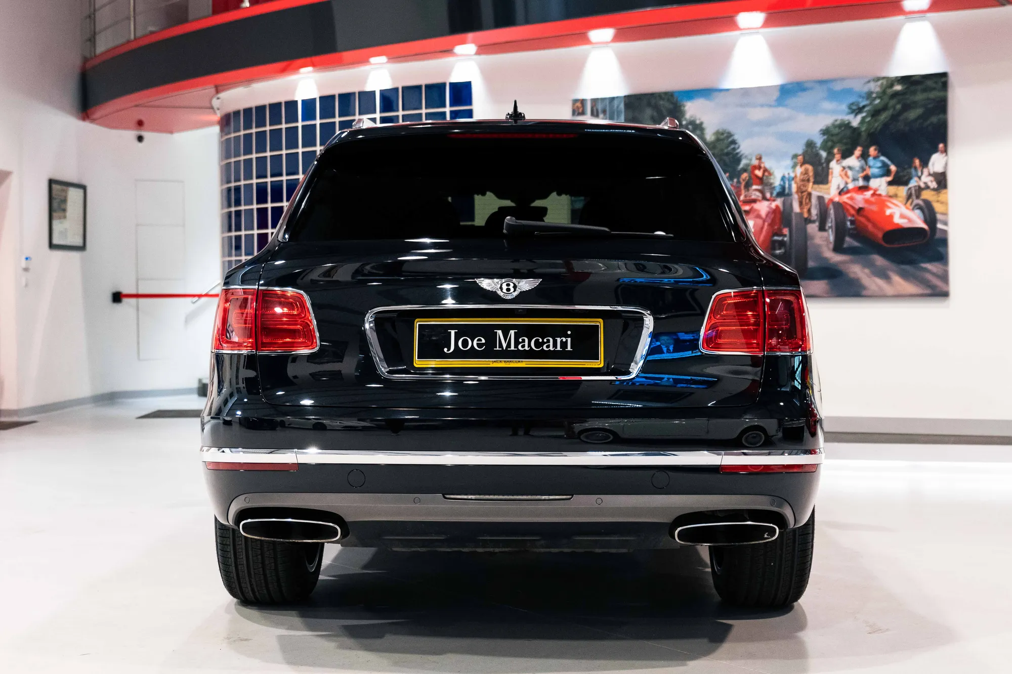 2016 BENTLEY BENTAYGA, 4/16