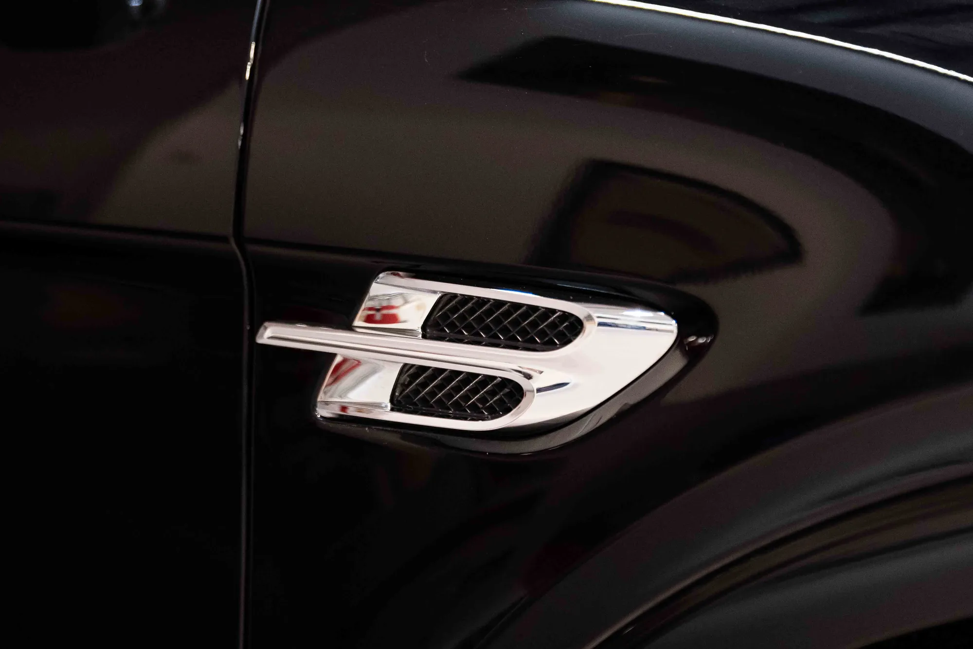2016 BENTLEY BENTAYGA, 6/16