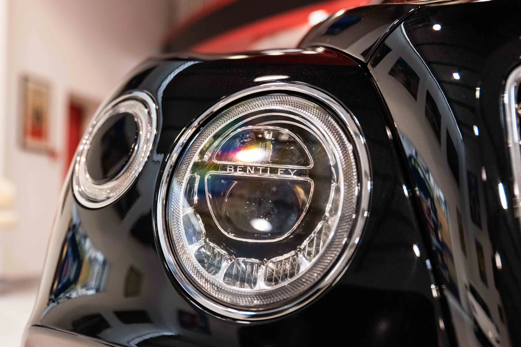 2016 BENTLEY BENTAYGA, 7/16