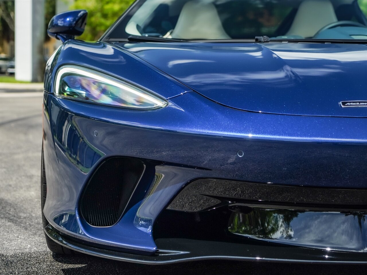 2020 McLaren GT, 2/20