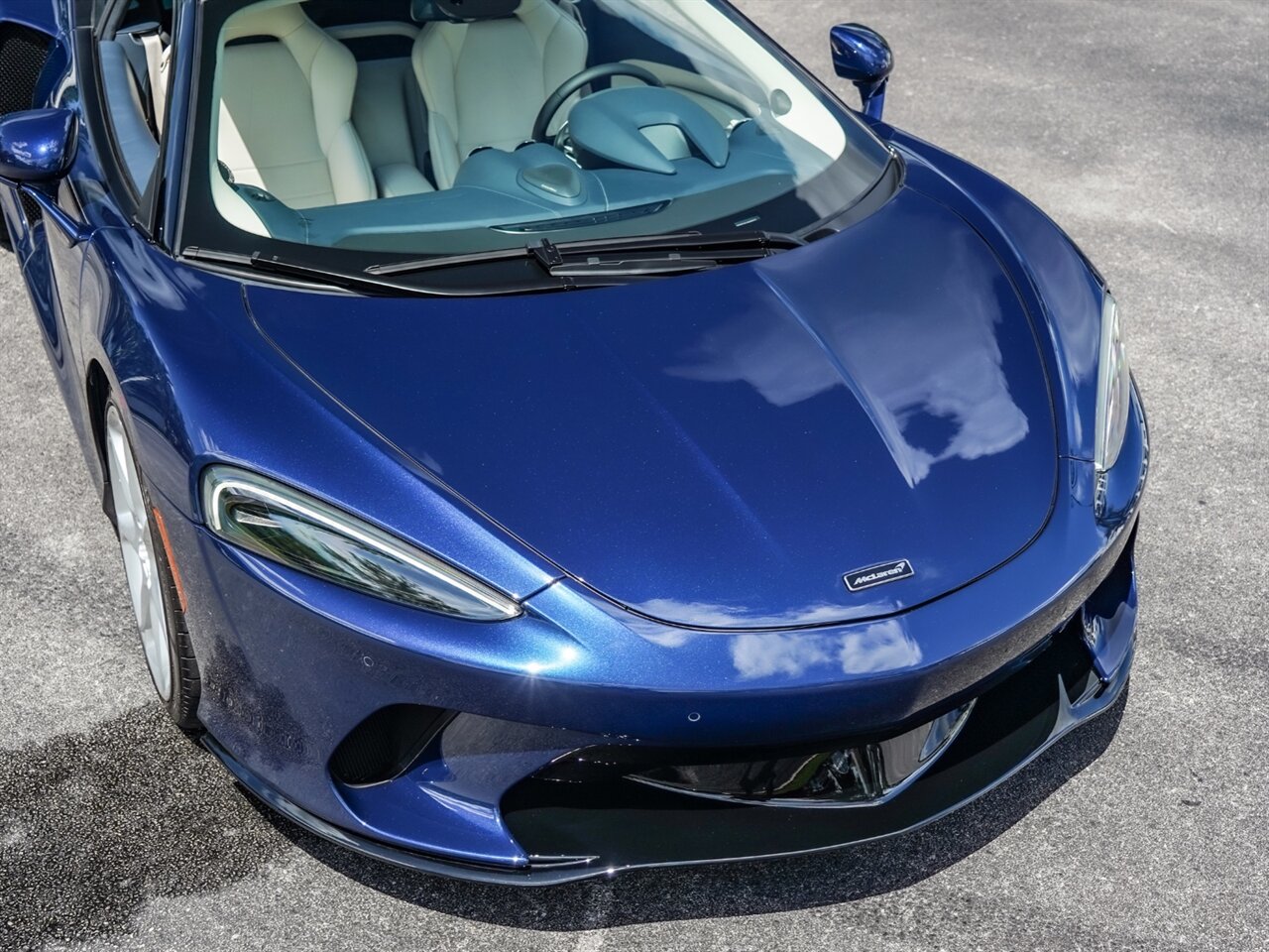 2020 McLaren GT, 3/20