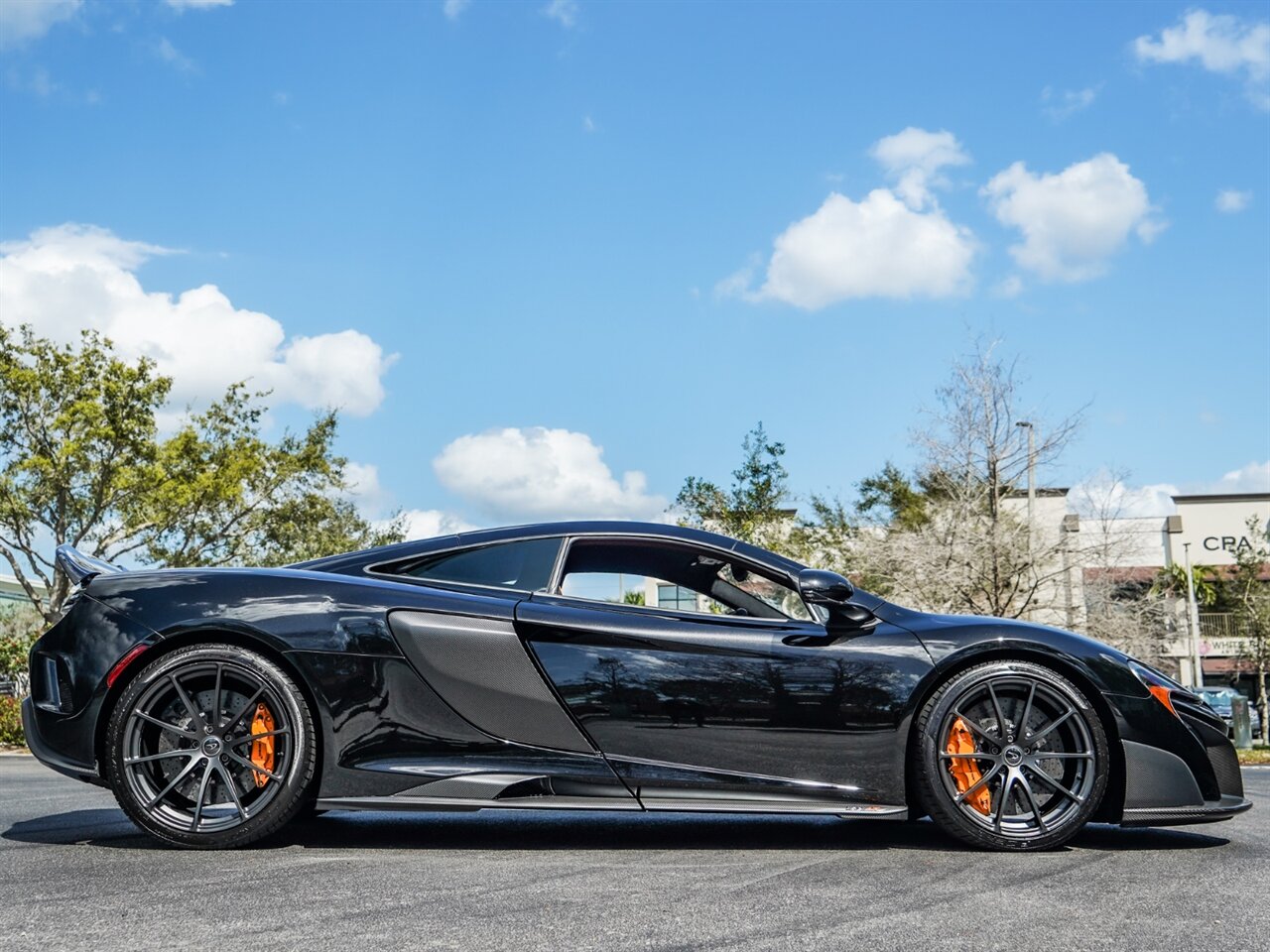 2016 McLaren 675LT