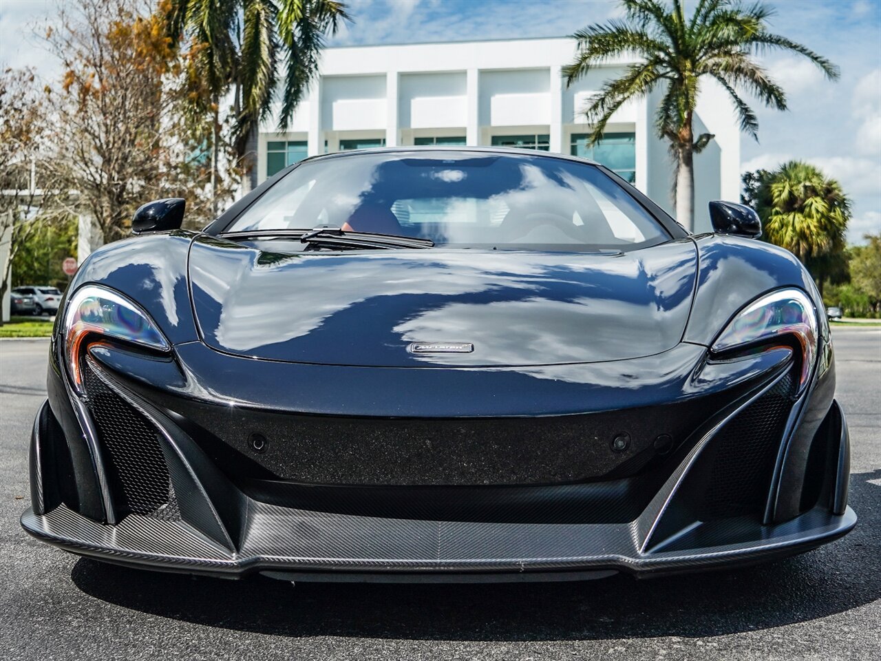 2016 McLaren 675LT, 3/20