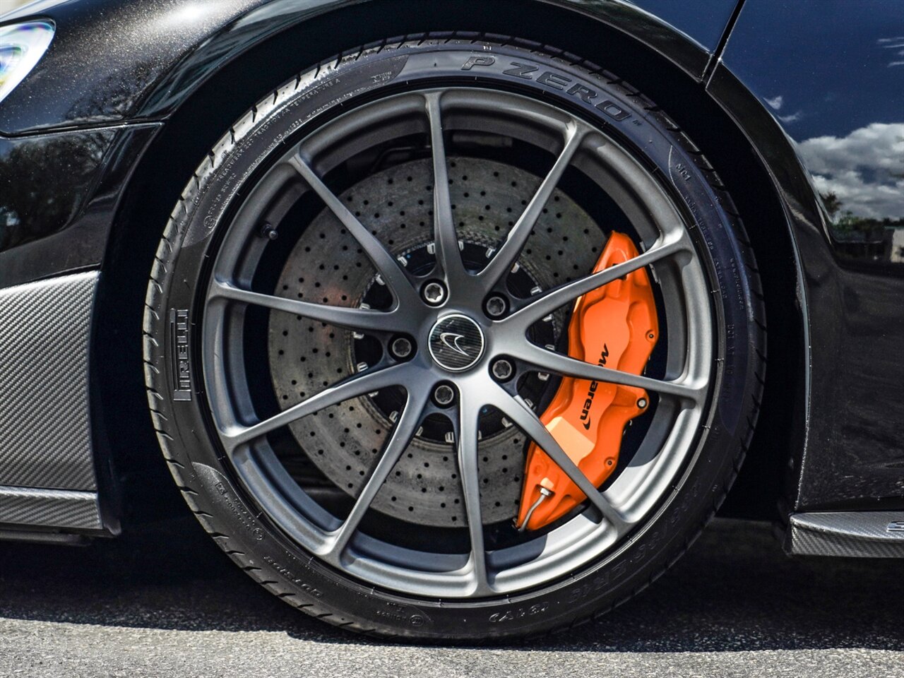 2016 McLaren 675LT, 18/20