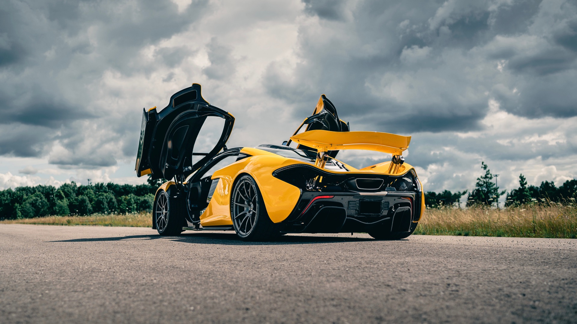 2015 McLaren P1, 6/17