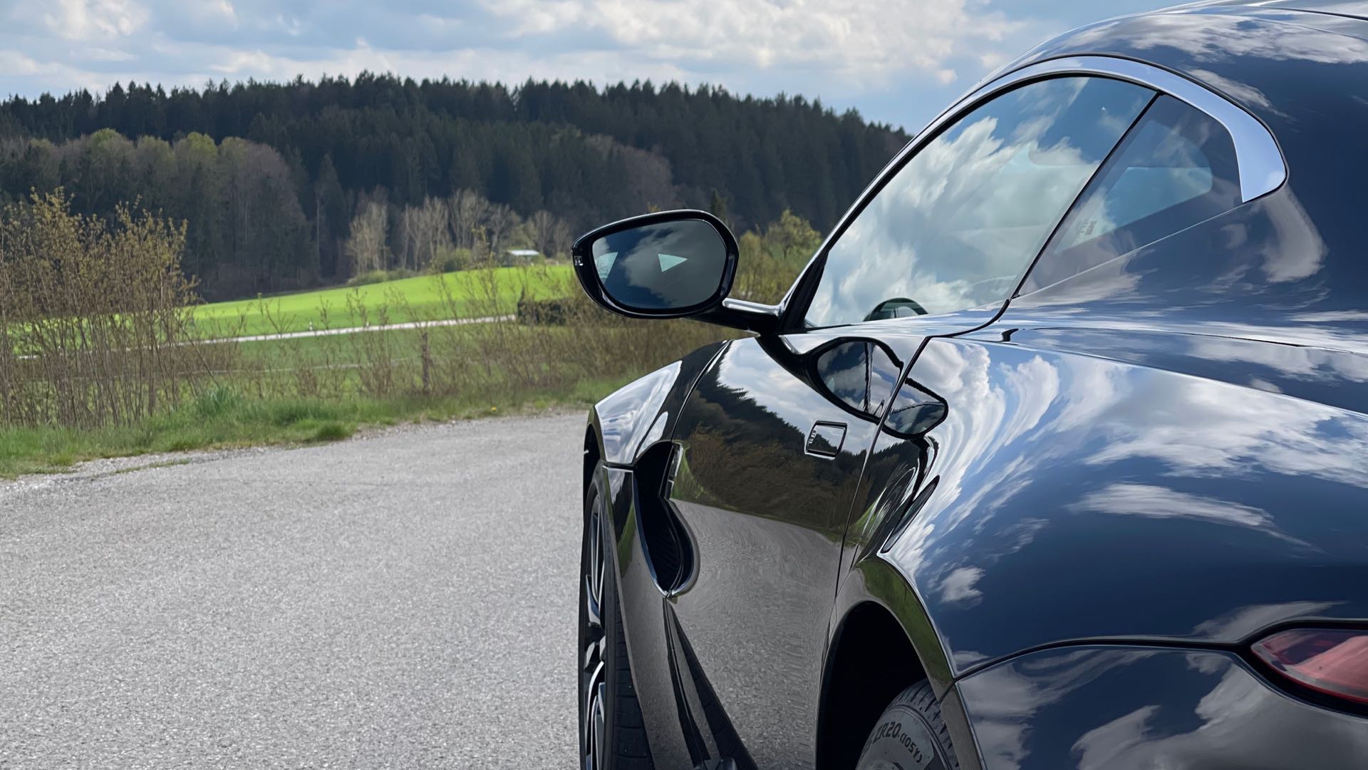 2019 Aston Martin V8 Vantage Coupe, 7/15