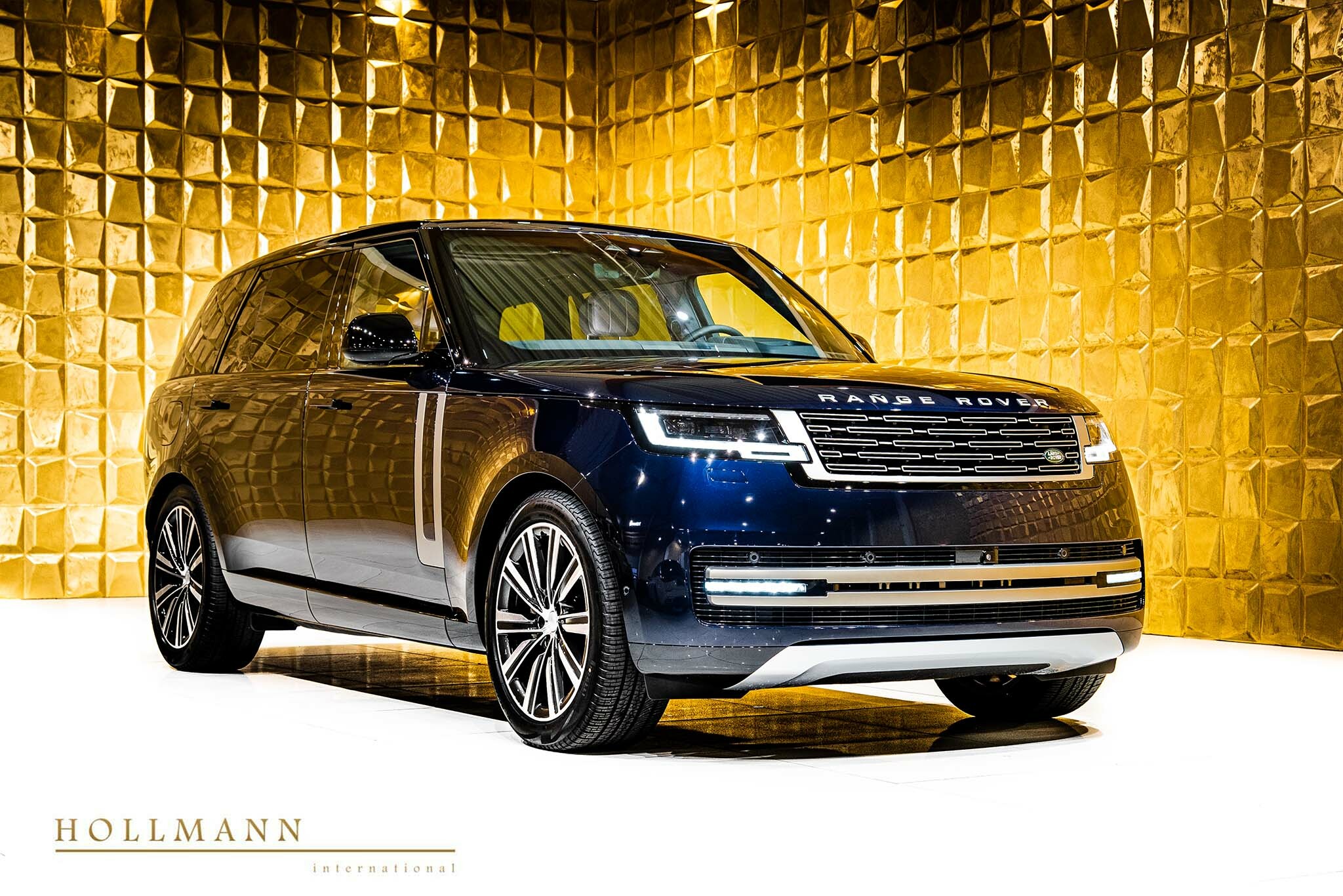 2022 Range Rover P400 HSE LWB