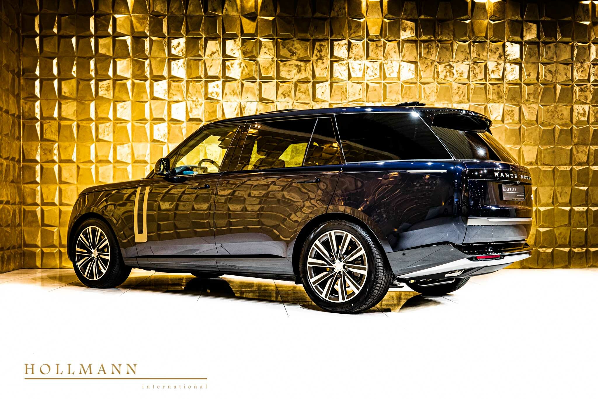 2022 Range Rover P400 HSE LWB, 2/20
