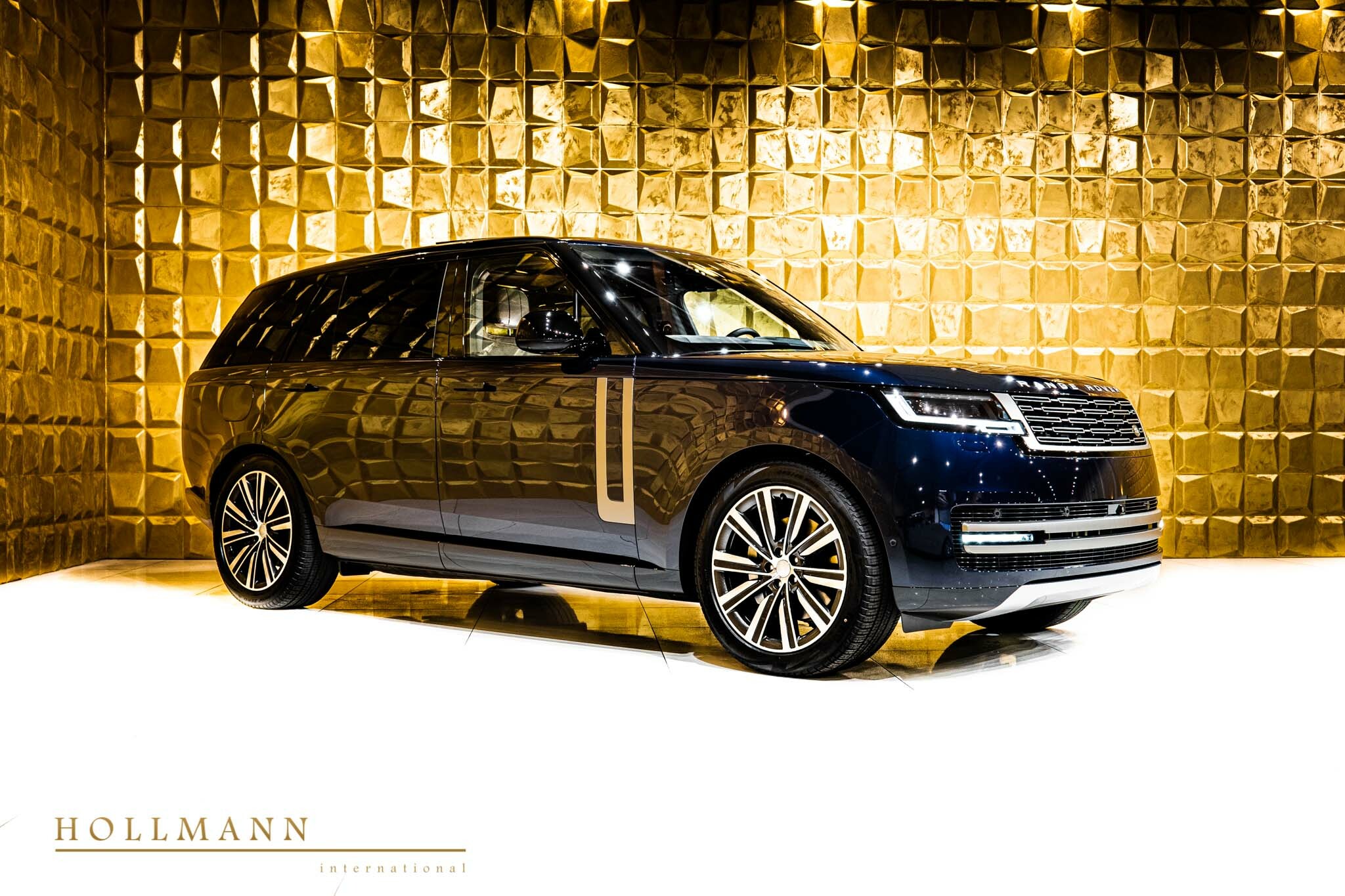 2022 Range Rover P400 HSE LWB, 4/20