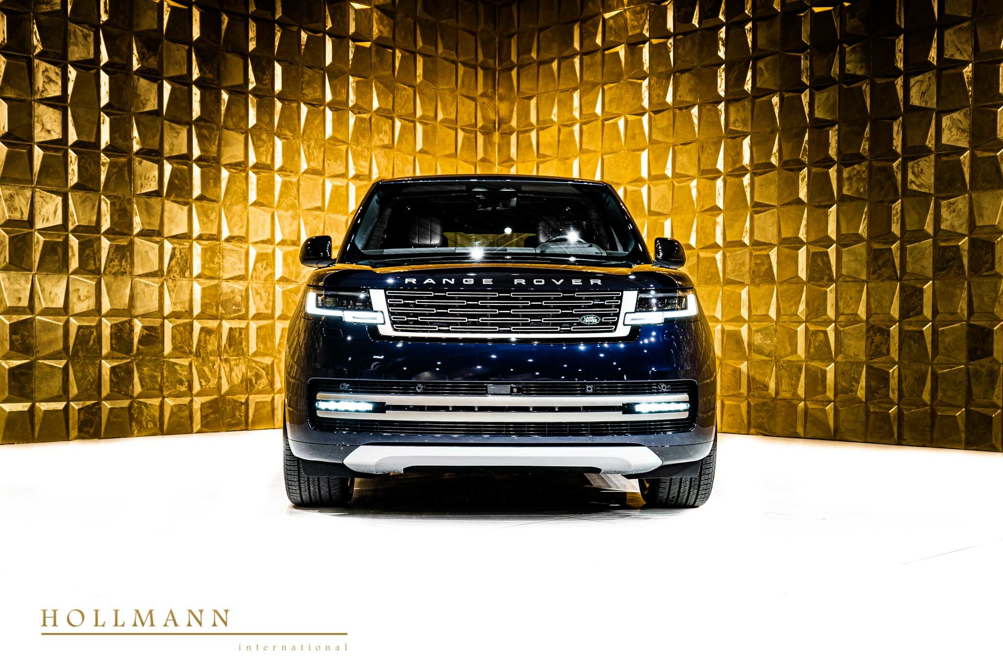 2022 Range Rover P400 HSE LWB, 20/20