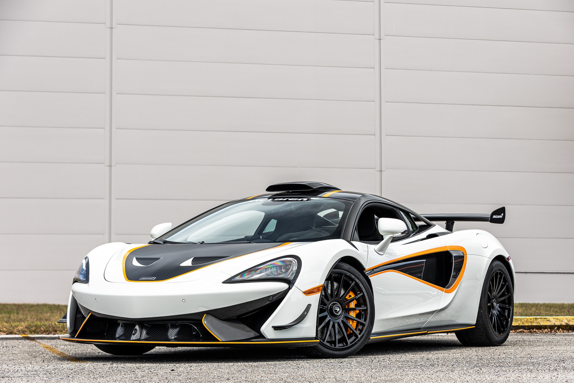 2020 McLaren 620R, 6/20