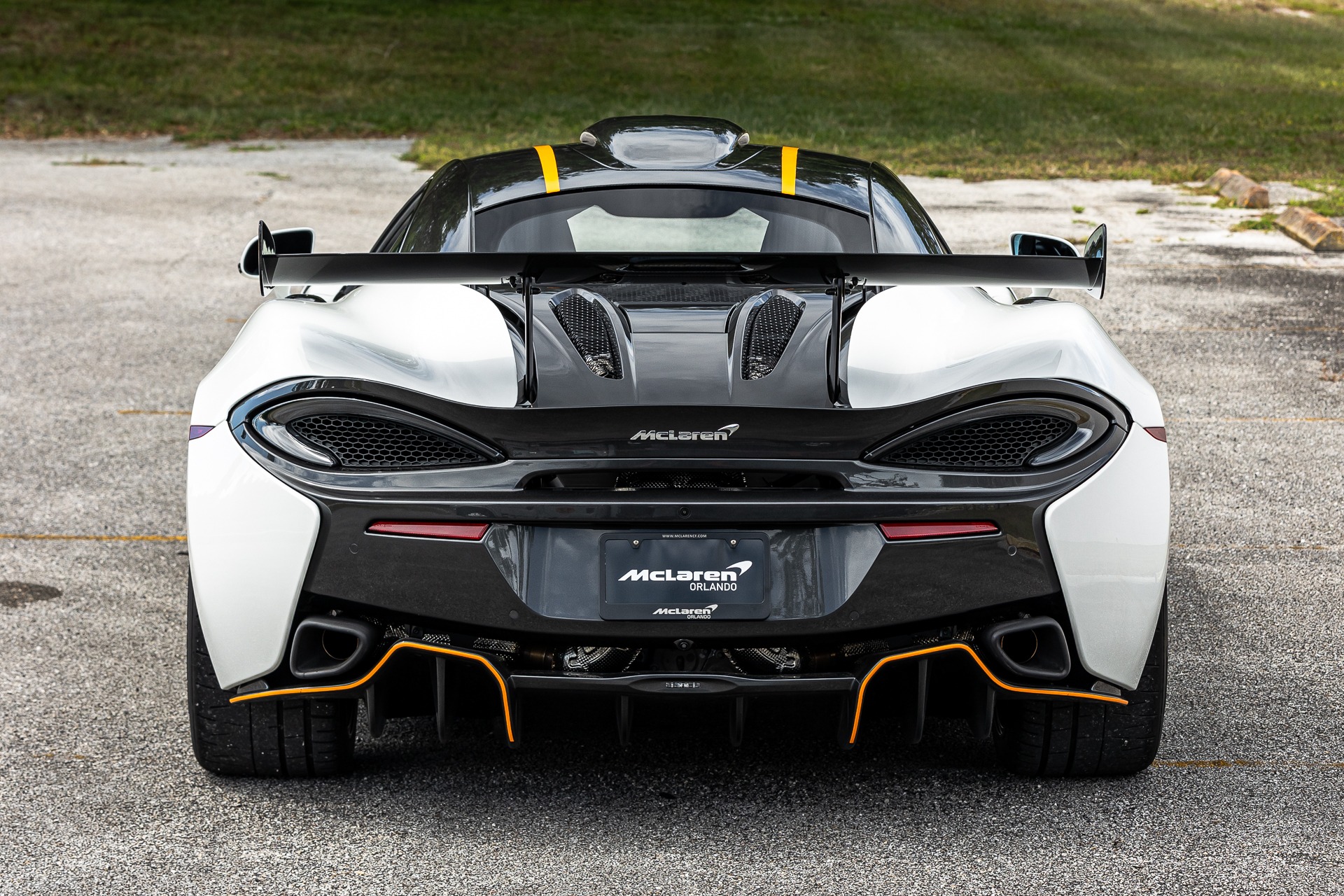 2020 McLaren 620R, 8/20