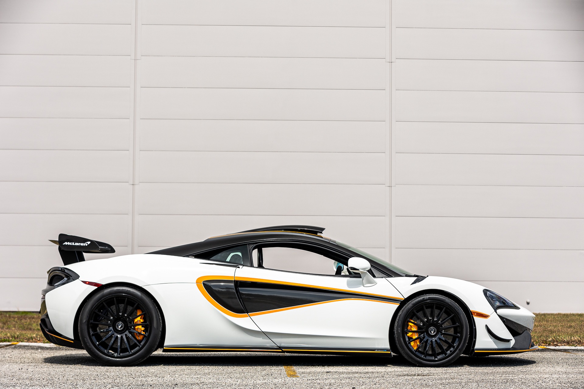 2020 McLaren 620R, 11/20