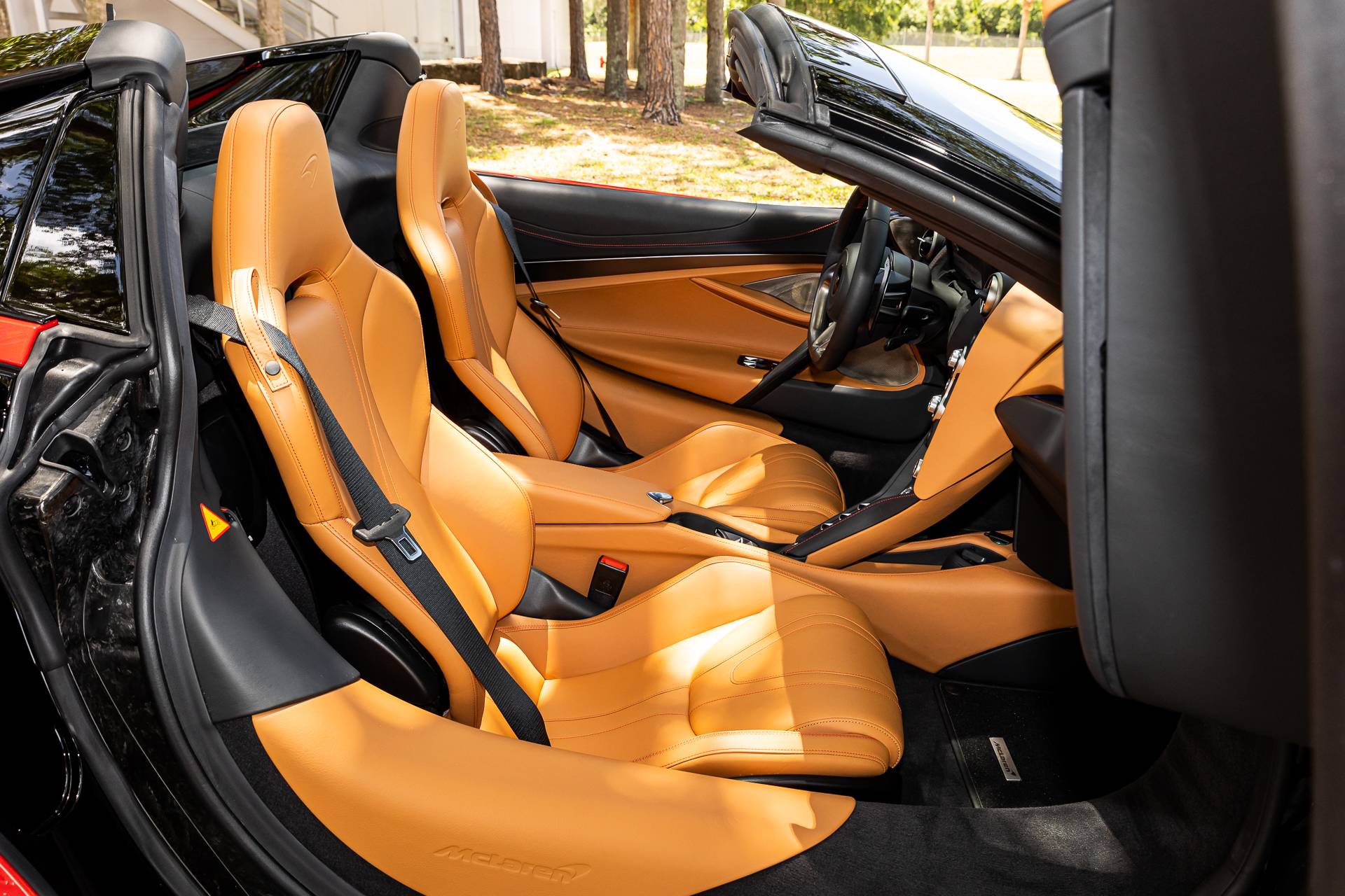 2022 McLaren 720S Spider Luxury, 20/20