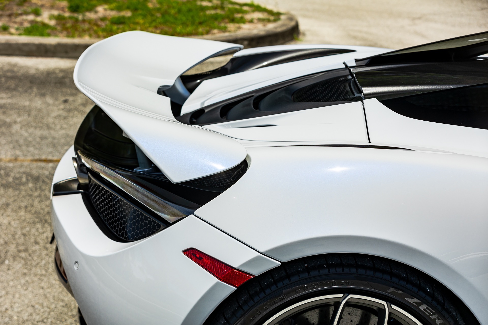 2022 McLaren 720S Spider Luxury, 9/20