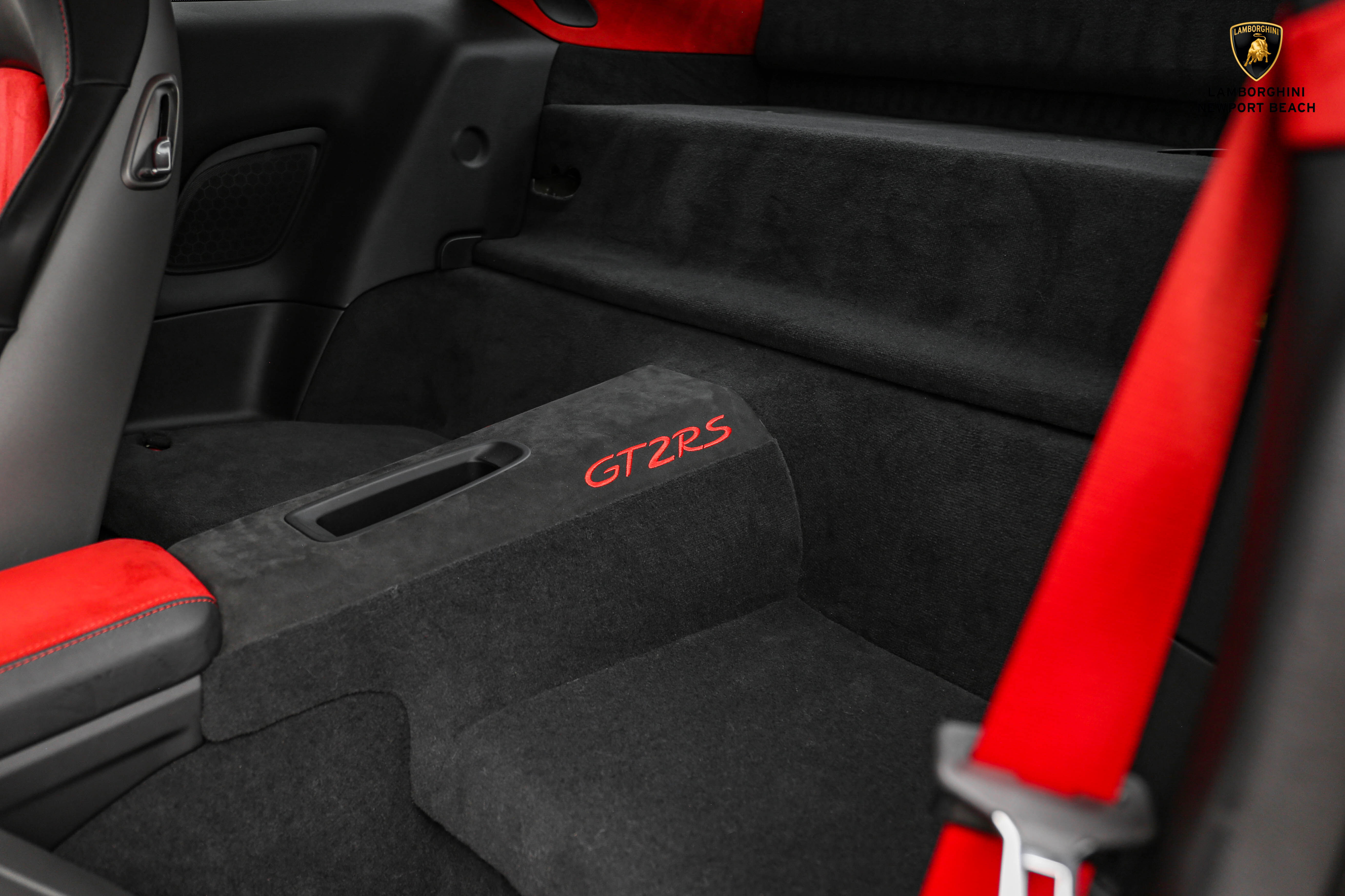 2018 Porsche 911 GT2 RS Weissach, 19/20