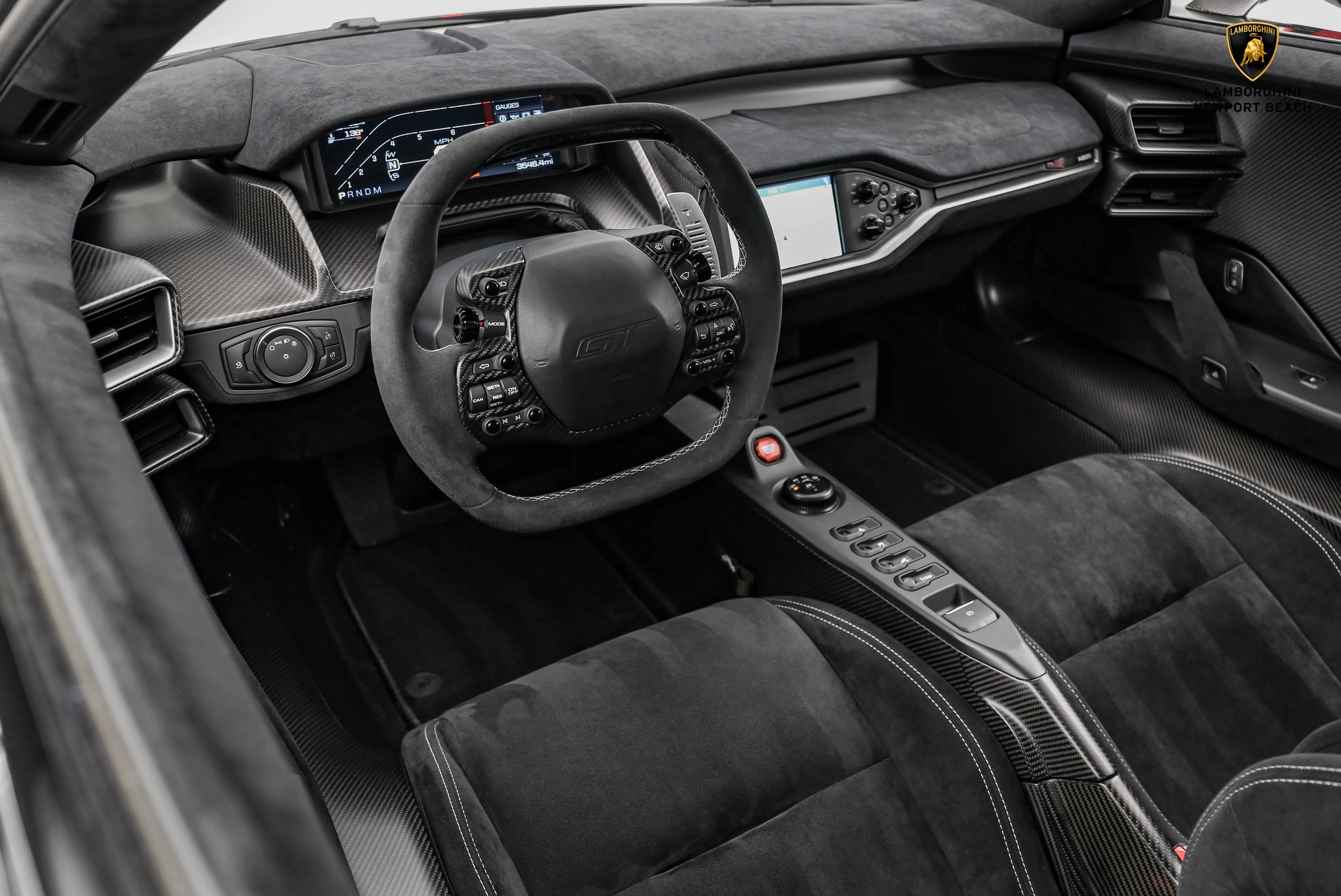 2019 Ford GT interior