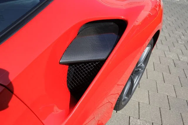 2016 Ferrari 488 GTB, detail