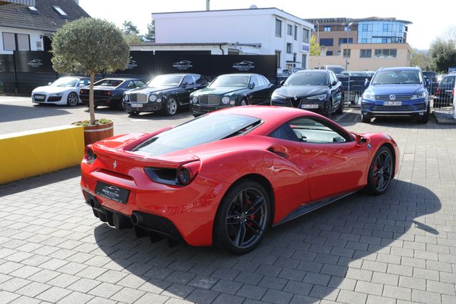 2016 Ferrari 488 GTB, 9/20