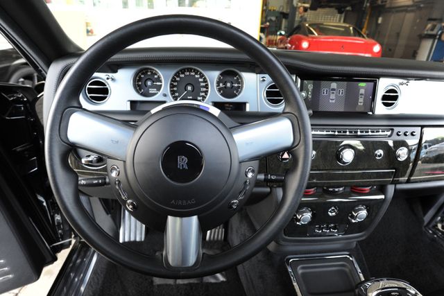 2015 Rolls-Royce Phantom, 12/20