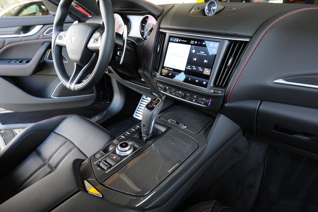 Maserati Levante Modena, 18/20