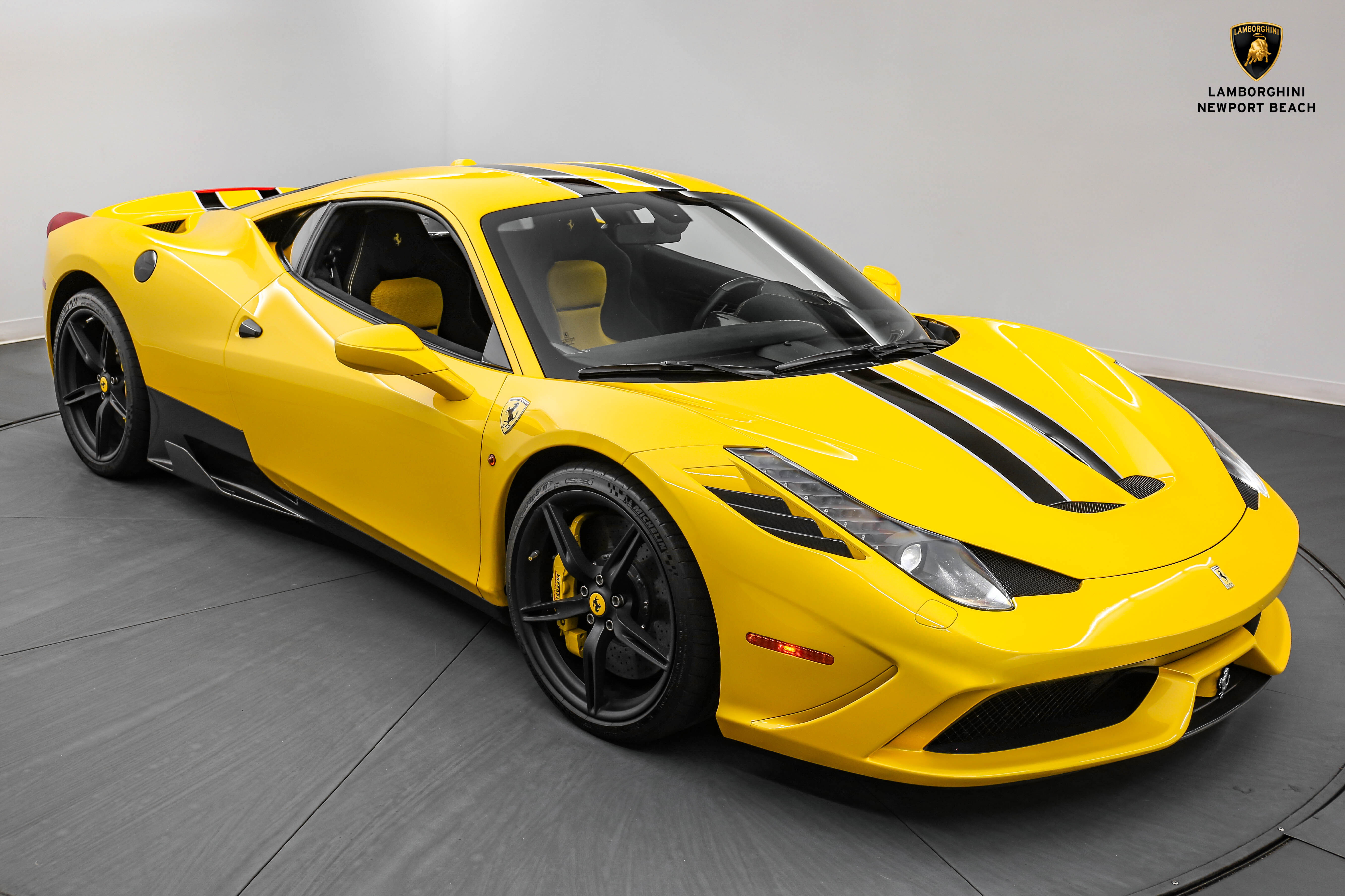 2015 Ferrari 458 Italia Speciale, 2/17