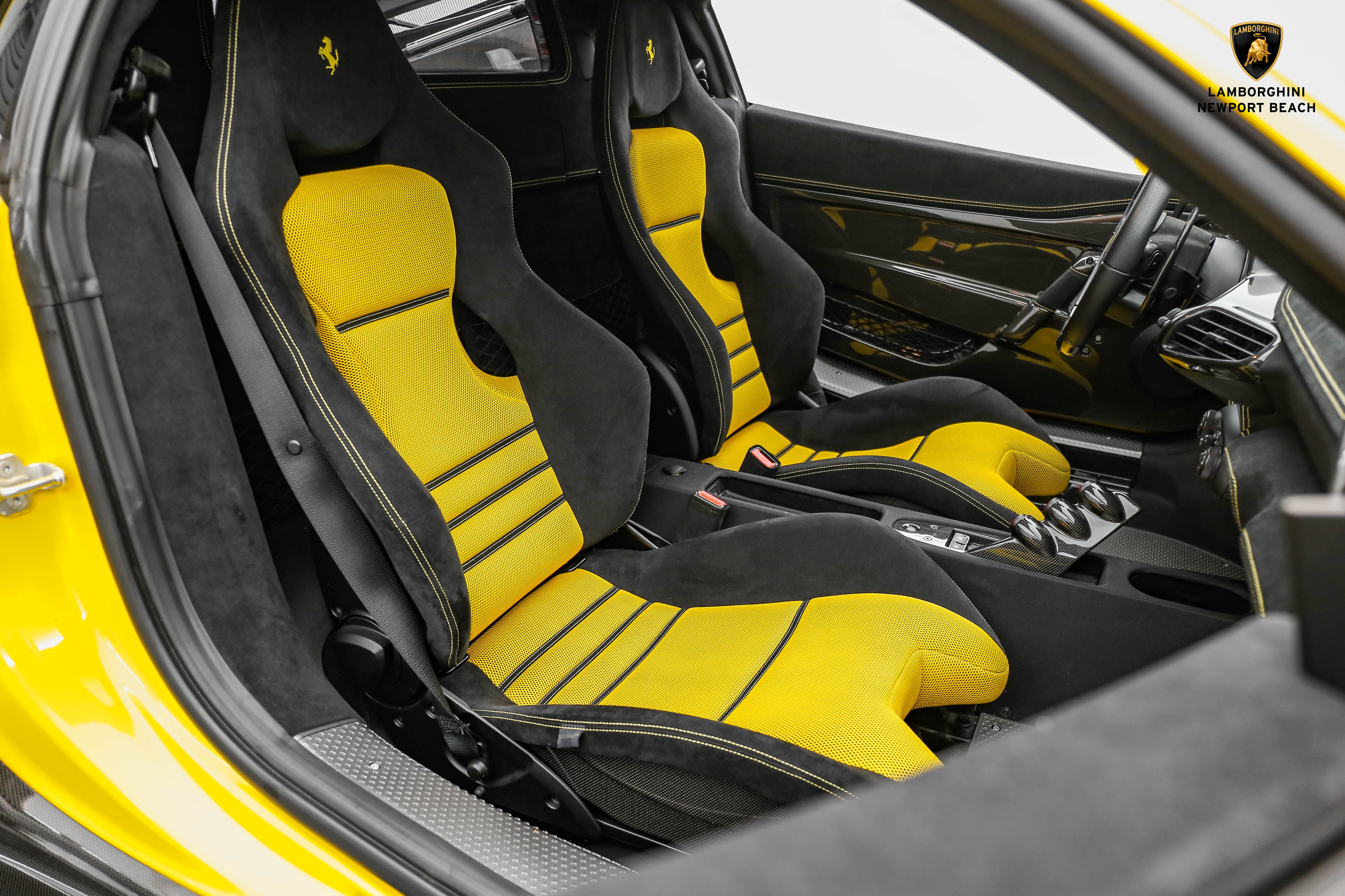 2015 Ferrari 458 Italia Speciale, 5/17