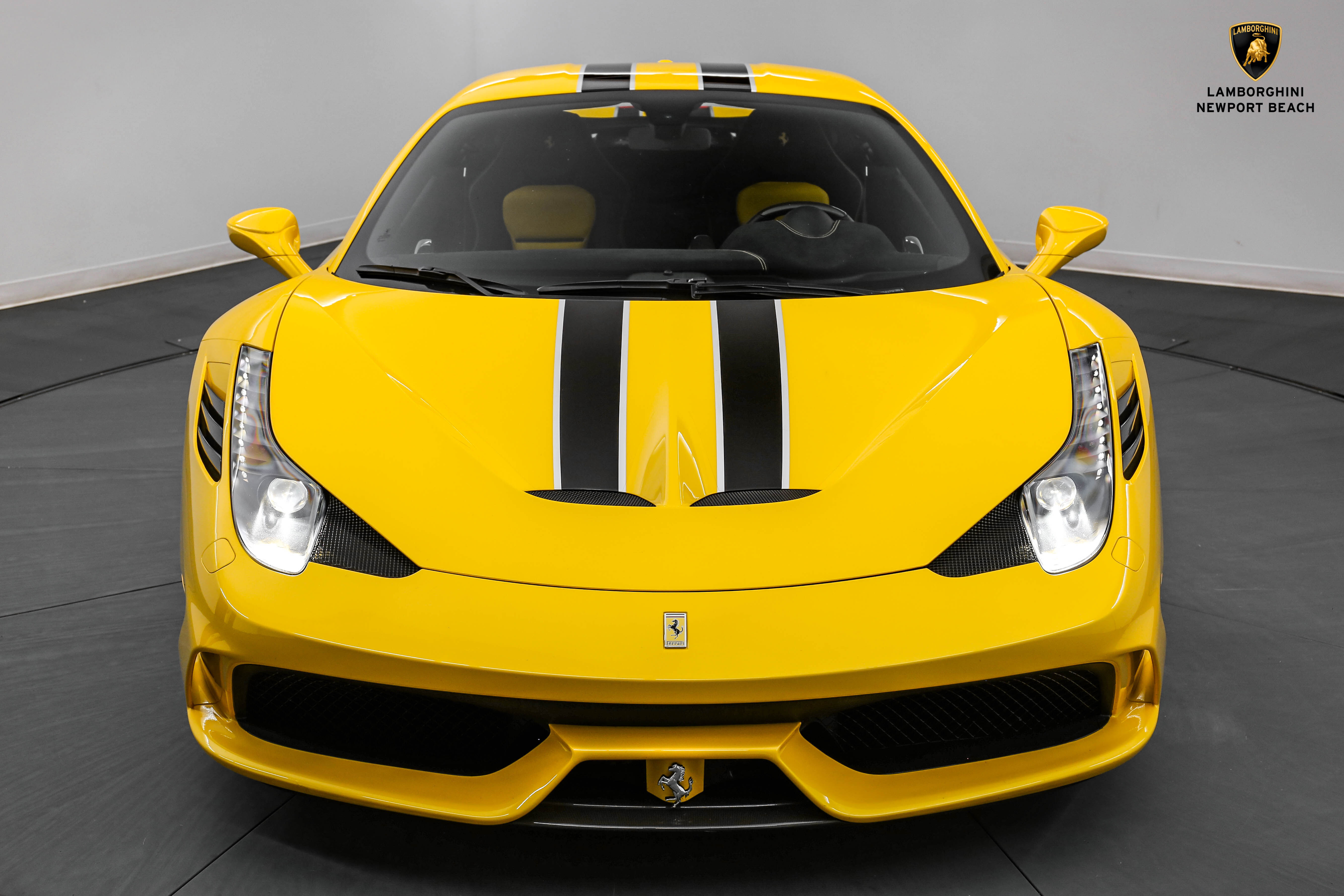 2015 Ferrari 458 Italia Speciale, 16/17