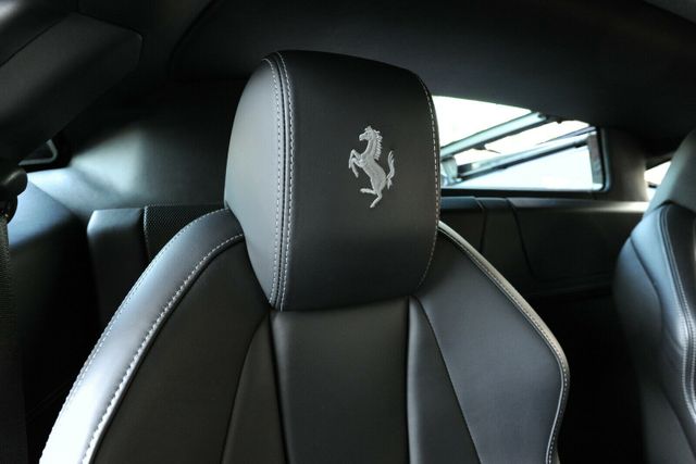 2010 Ferrari 458 Italia, 9/20